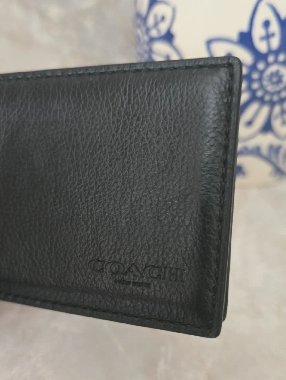 COACH Men's Compact Billfold Card Case Wallet Black Pebbled Leather NWOT